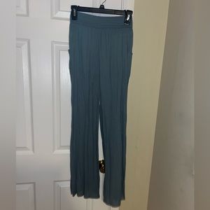 Cabi wide leg pants thick elastic waist band size small